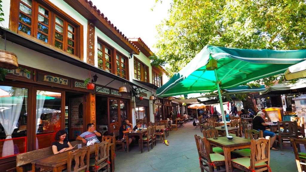 Bergama sokak yaşamı